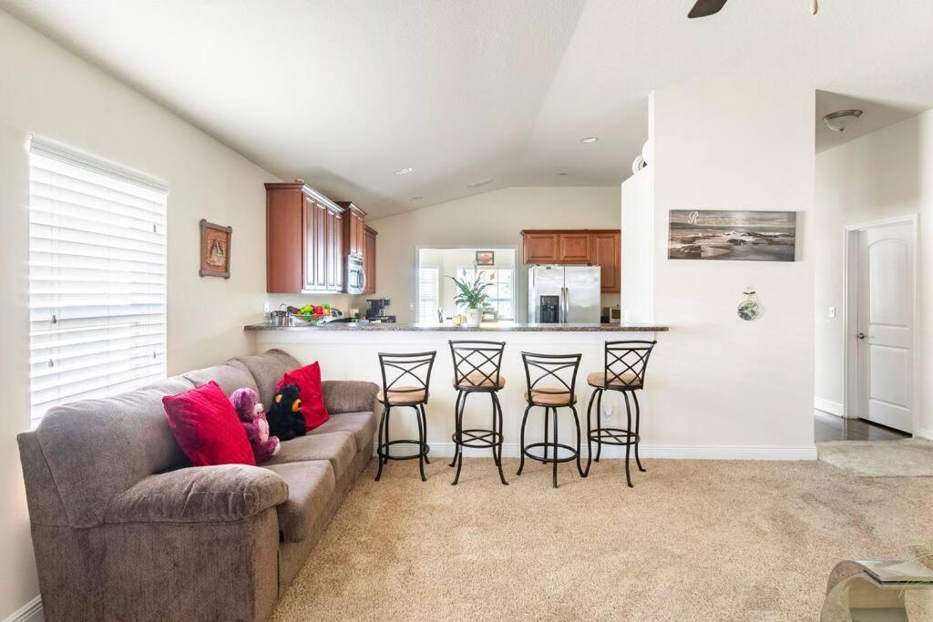 West Melbourne Hidden Gem Hideaway Homely מראה חיצוני תמונה