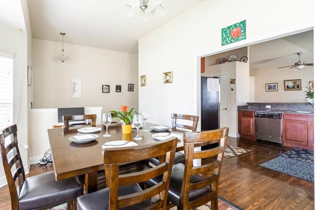 West Melbourne Hidden Gem Hideaway Homely מראה חיצוני תמונה